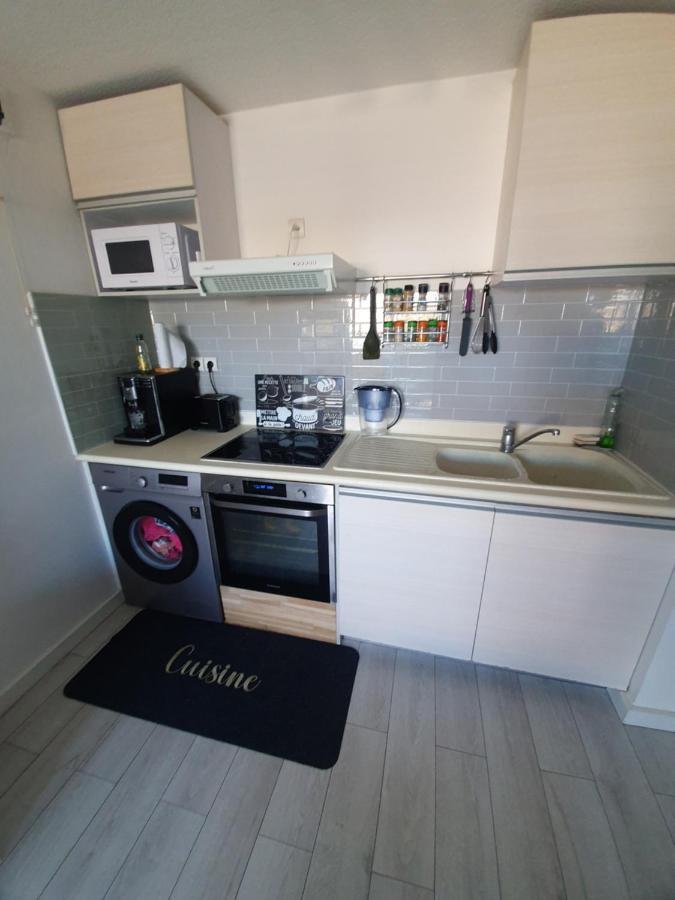 Appartement Cosy Proche De L'Aeroport T R A N S F E R T Sur Demande Saint-Denis Esterno foto